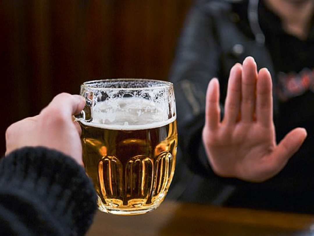 Hạn chế rượu bia để giảm nguy cơ ung thư gan