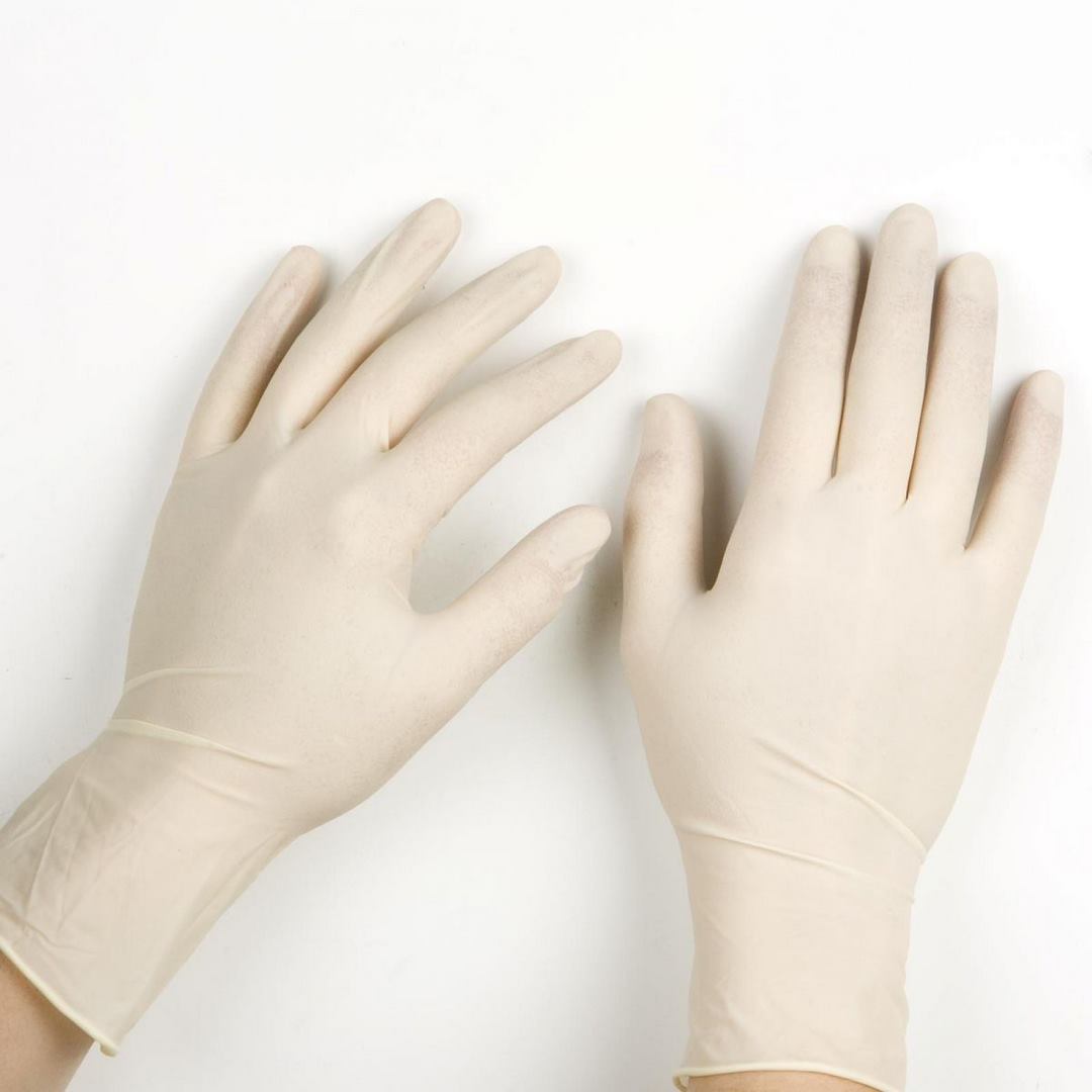 Găng tay y tế Latex làm bằng 100% cao su thiên nhiên.